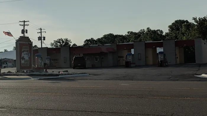 Scuba Duck Car Wash Picture 8