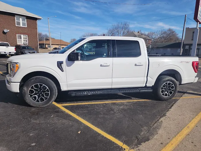 Batter Up Car Wash Picture 3