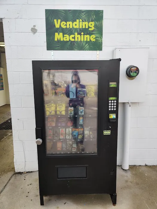 Batter Up Car Wash Picture 10
