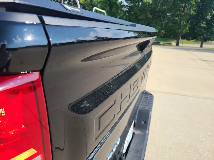 Executive Car Wash - Touchless Picture 4