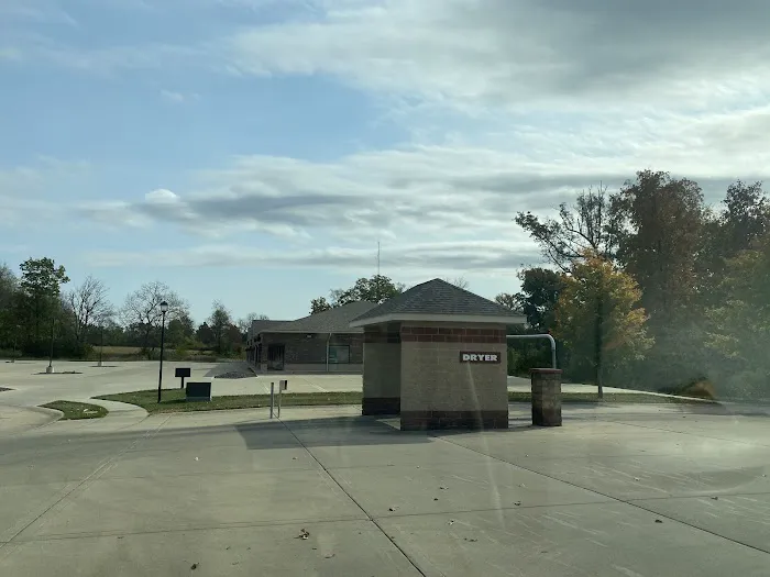 Executive Car Wash - Touchless Picture 7