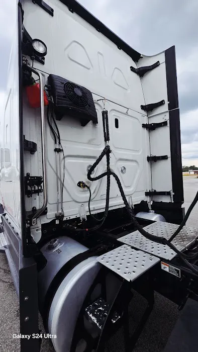 Blue Beacon Truck Wash of Pontoon Beach, IL Picture 5