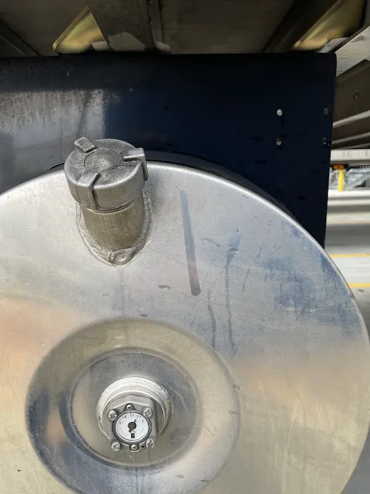 Blue Beacon Truck Wash of Pontoon Beach, IL Picture 8