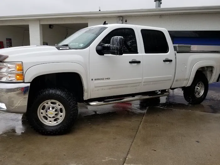 East Street Auto Wash Inc Picture 3