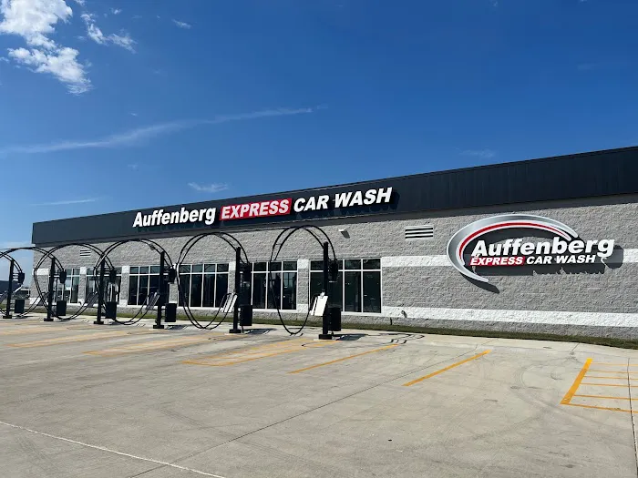 Auffenberg Express Car Wash Picture 1