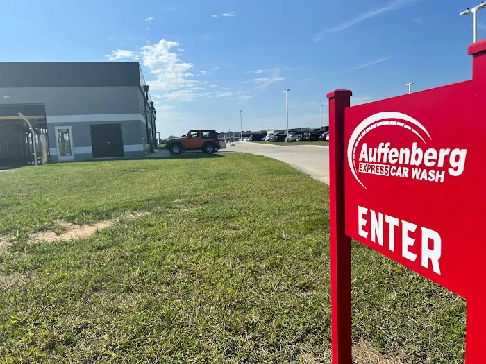 Auffenberg Express Car Wash Picture 4