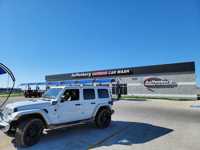 Auffenberg Express Car Wash Picture 8