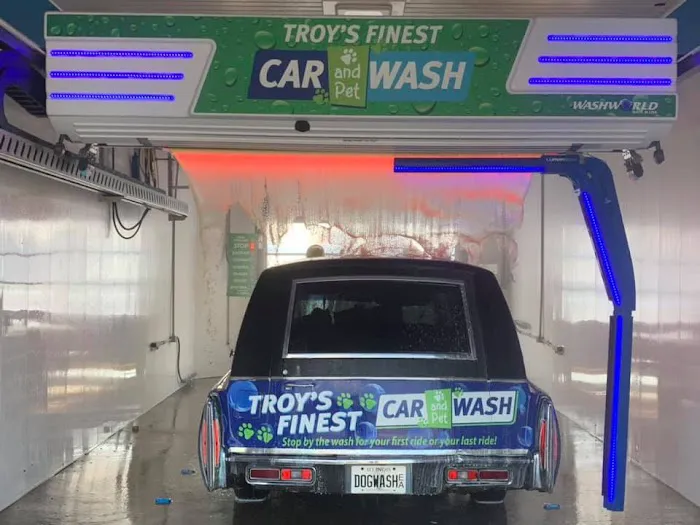 Troy's Finest Car & Pet Wash Picture 10