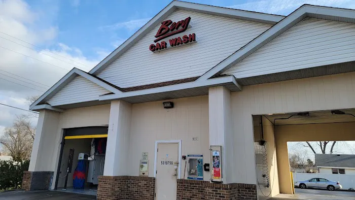 Berg Car Wash Picture 3