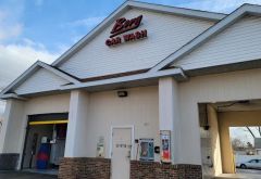 Berg Car Wash photo 3