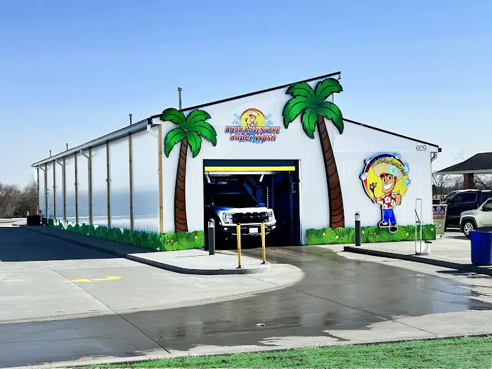 Aqua Adventure Super Wash - Express Tunnel Perryville Picture 2