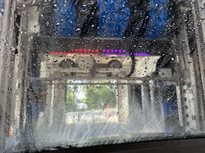 Highland Auto Wash Picture 1