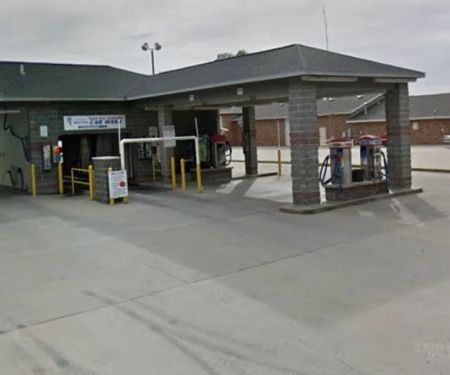 Breese Spot Free Car Wash