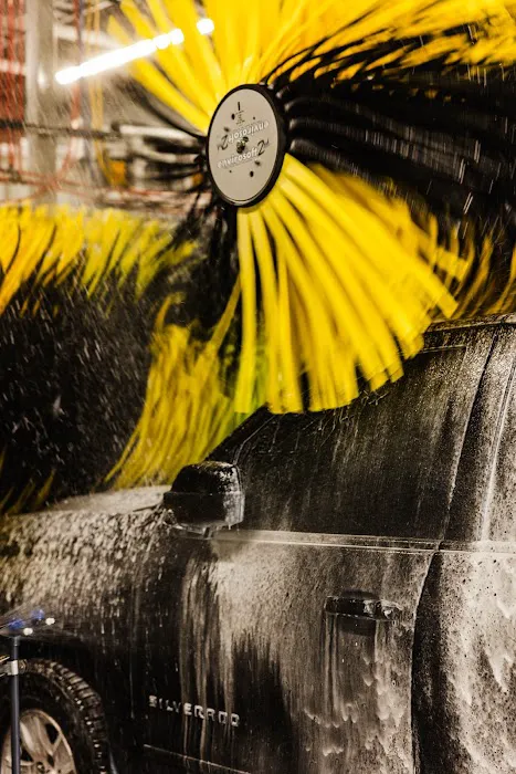 Eclipse Car Wash Picture 7