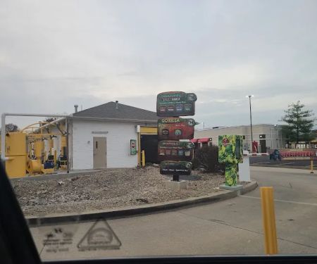 Gorilla Express Auto Wash - Godfrey