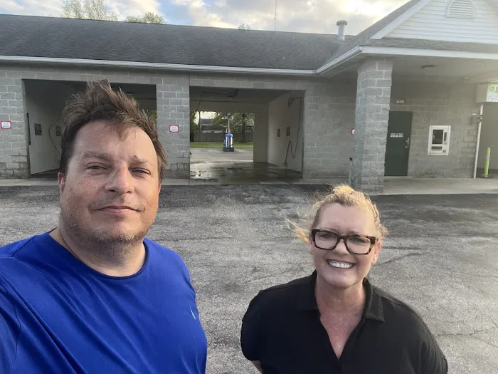 Eagle Car Wash Picture 1