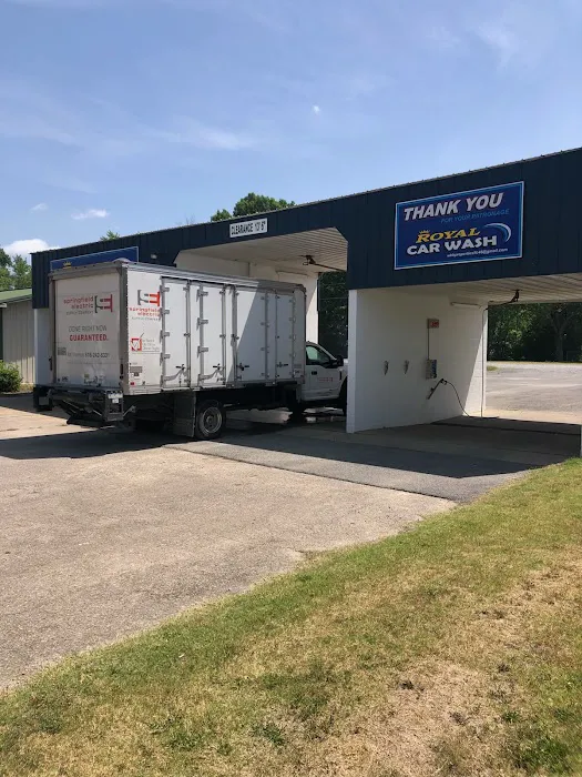 Royal Car Wash Picture 2