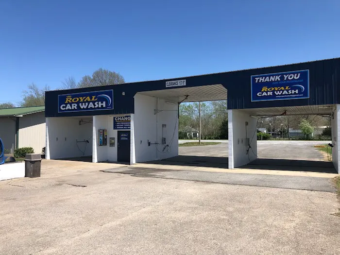 Royal Car Wash Picture 7