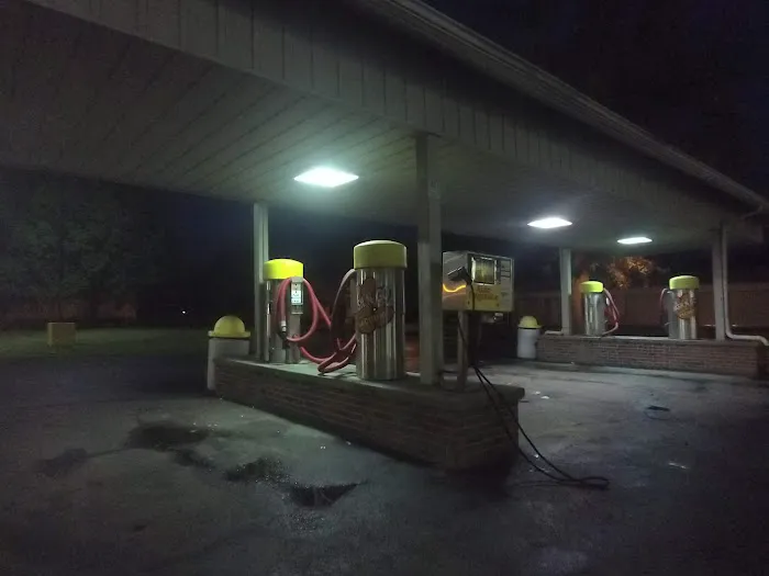 Wash And Go Car Wash Picture 3