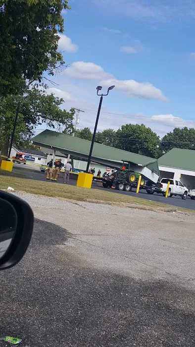 Wash And Go Car Wash Picture 8