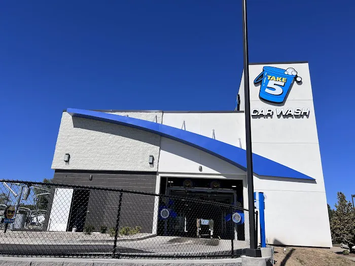 Take 5 Car Wash Picture 3