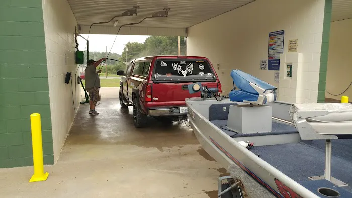 Spruce Car & Pet Wash Picture 6