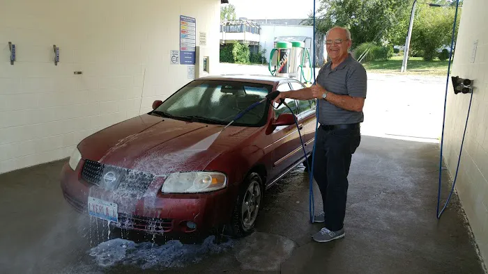 Spruce Car & Pet Wash Picture 9