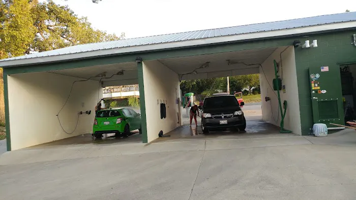 Spruce Car & Pet Wash Picture 8