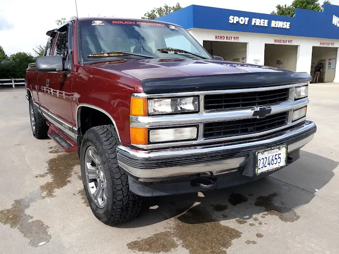 Dirtbuster Car Wash Picture 4