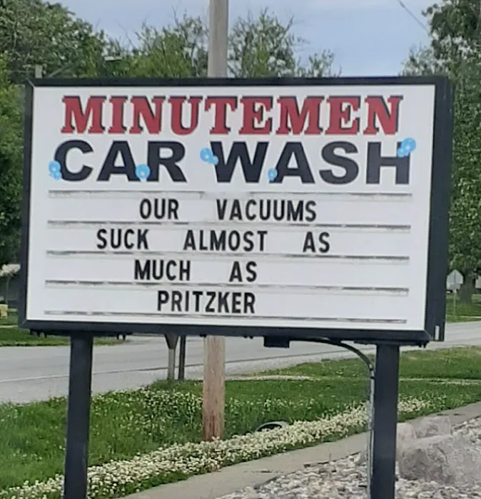 Minute Men Car Wash Picture 1