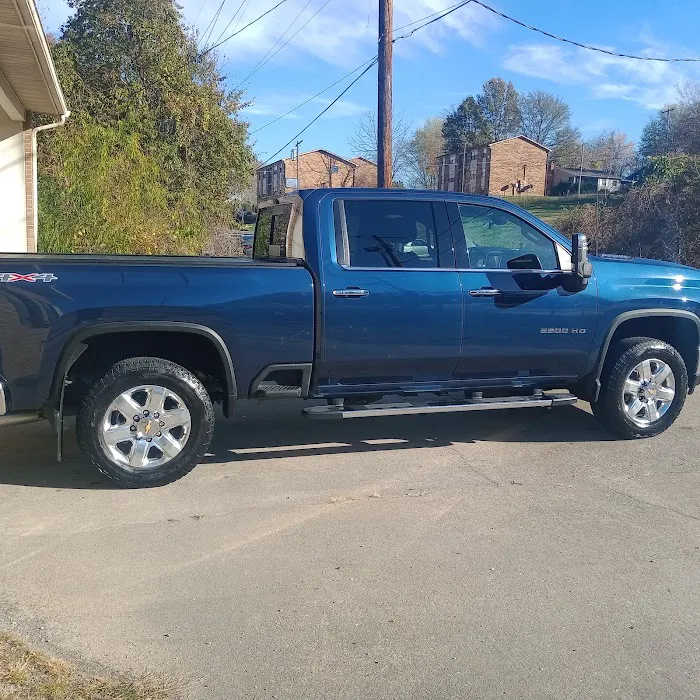 Vivid Car Wash Picture 1