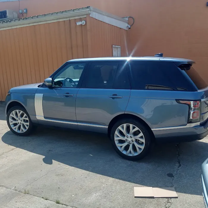 Vivid Car Wash Picture 8