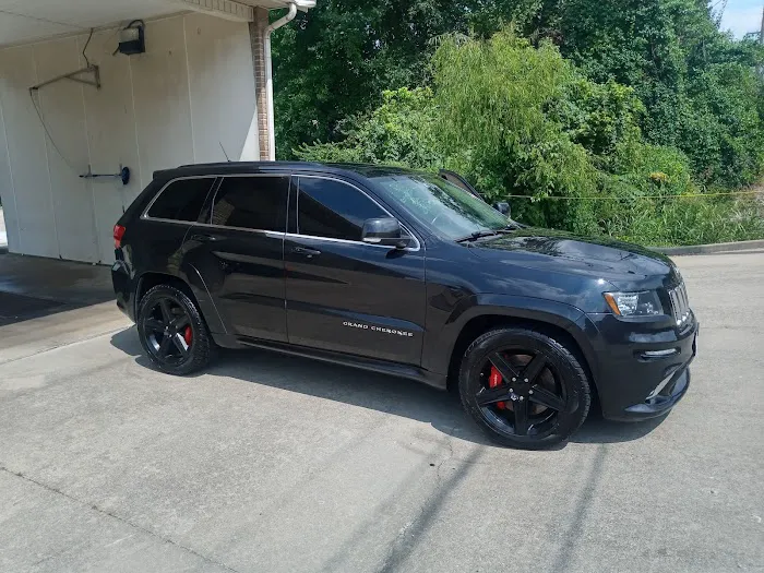 Vivid Car Wash Picture 9