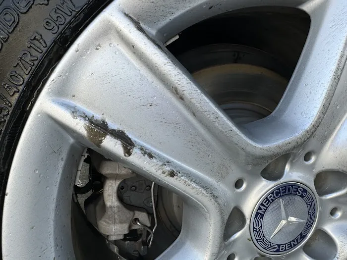 Club Car Wash Picture 5