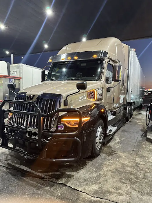 Blue Beacon Truck Wash of Effingham, IL Picture 2
