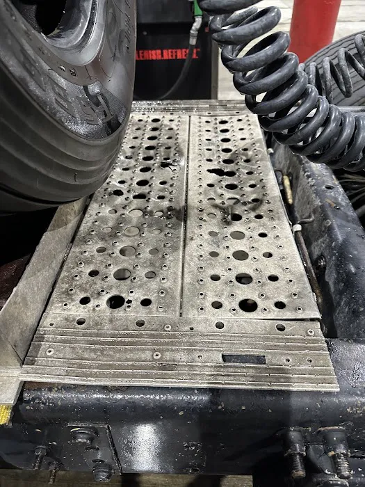 Blue Beacon Truck Wash of Effingham, IL Picture 8