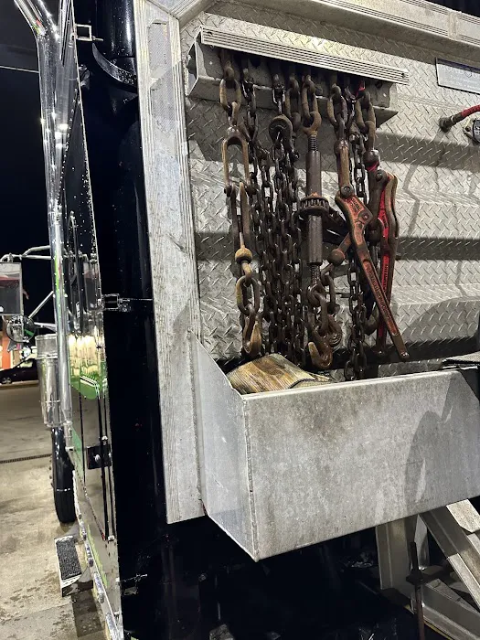 Blue Beacon Truck Wash of Effingham, IL Picture 9