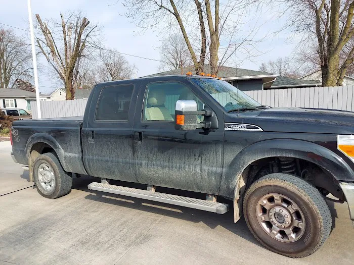 Southtown Car Wash Picture 4