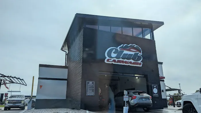 Club Car Wash Picture 5