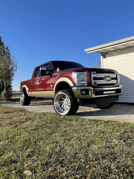 Smoky Jennings Car Wash Picture 4