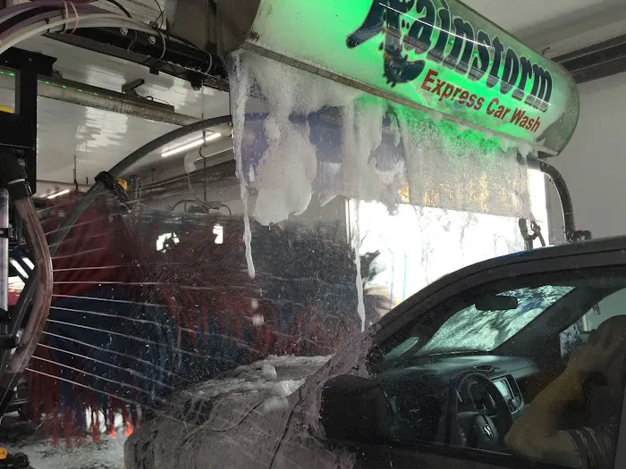 Rainstorm Car Wash Picture 5