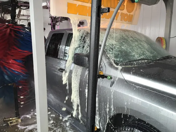 Rainstorm Car Wash Picture 4