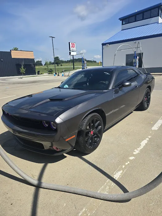 Take 5 Car Wash Picture 4