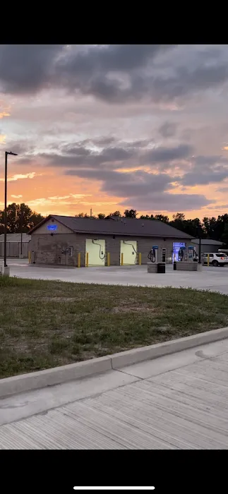 Clearview Carwash Picture 1