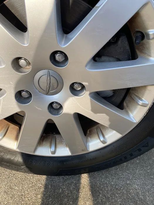 premium auto detailing Picture 1