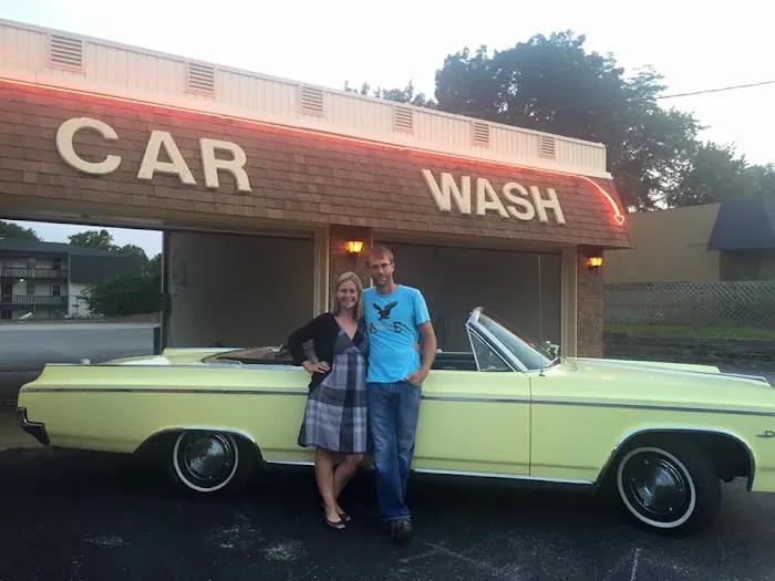 Southside Soap N Go Picture 5