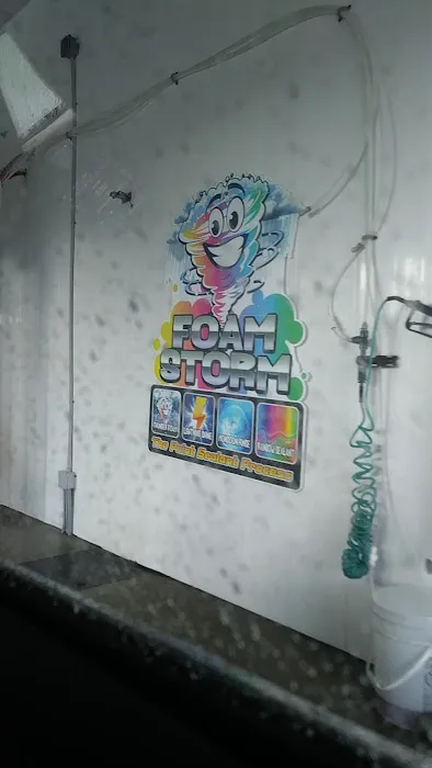 Rainstorm Car Wash Picture 5