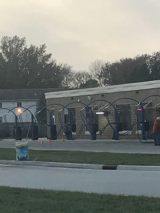 Rainstorm Car Wash Picture 6