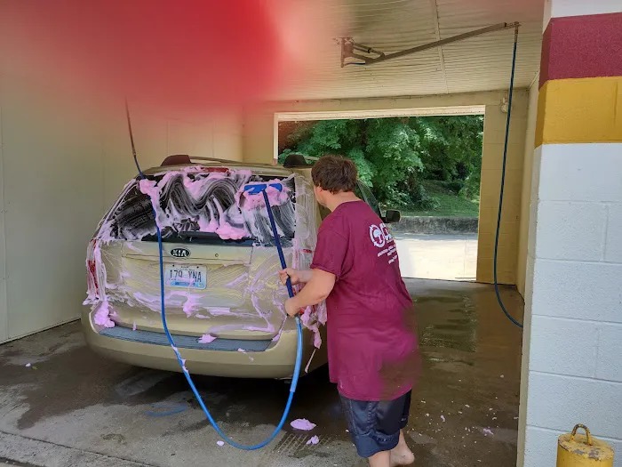 Bardwell Car Wash Picture 1