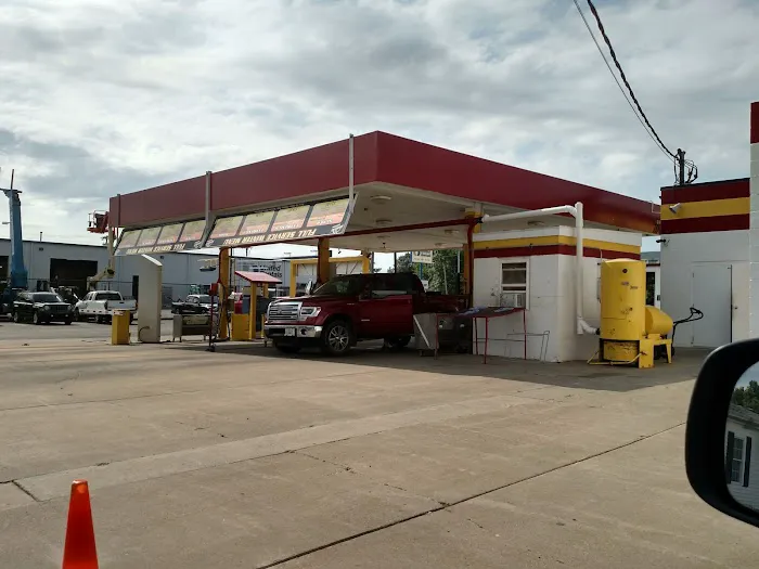 Expressway Carwash Picture 5